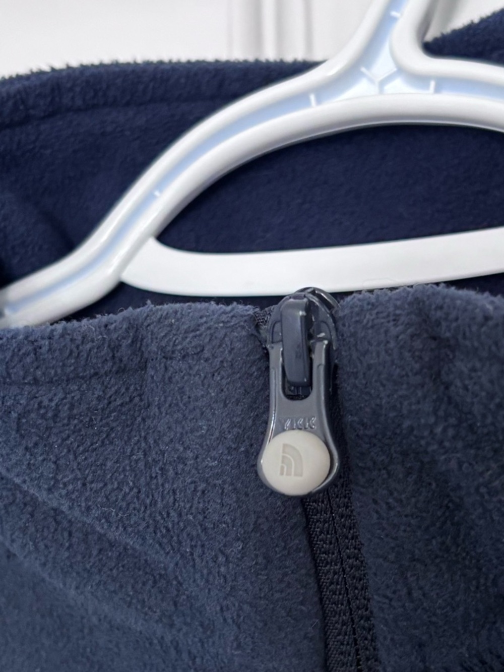 The North Face Full-Zip Fleece Jacket in Navy - Picture 4 of 10